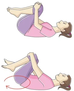 【ひざ抱えストレッチ】
①ひざと頭を近づける
仰向けになった状態から、ひざがしらを抱え込む。
背中を丸めて頭をひざがしらに寄せ、一番近づいた状態で約5秒間静止。
② 大の字でリラックス
腰の筋肉がしっかり伸びるのを感じたら、ゆっくりと状態を戻して大の字になってリラックス。